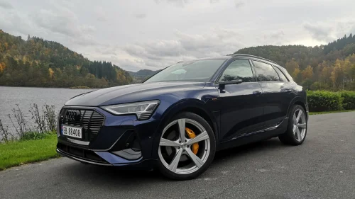 AUDI e-tron 55 55 2 x s line 22"/Quattro/Pano/B&O/HeadUp/Matrix/360/MM