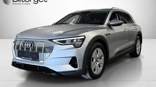 AUDI e-tron 50 50 Quattro Facelift HUD Krok Kamera Navi V.Pumpe
