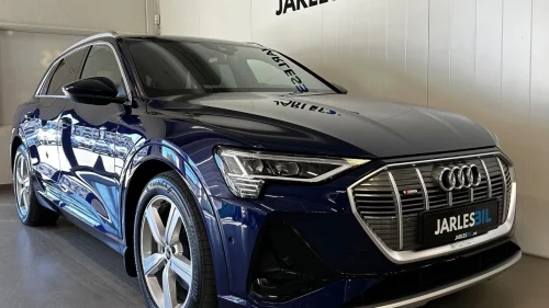 AUDI e-tron 55 55 Quattro S-Line /ACC/HUD/Matrix/Kamera/Krok/Navi/DAB+