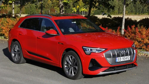 AUDI e-tron 55 55/S-LINE/ACC/QUATTRO/NIGHTVISION/HUD/360KAMERA
