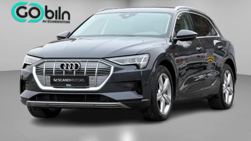 AUDI E TRON 55 E TRON 55 / 360 kamera / El. skinn setter / krok