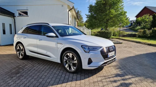 AUDI E TRON 55 55 Advanced Sport - Norsk Nybilgaranti ut august 2027