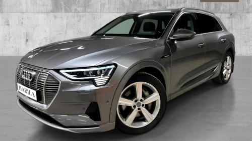 AUDI e-tron 55 advanced plus intro