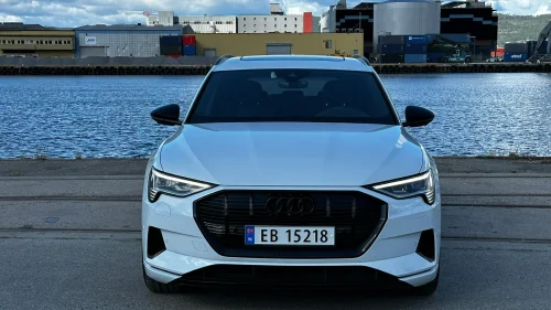 AUDI e-tron 55 Advanced Exclusive - Se Utstyrliste!