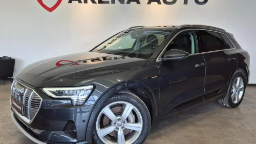 AUDI e-tron 50 50 Advanced Business | Krok | Luft | Skinn | 360Kamera
