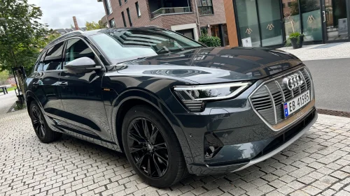 AUDI e-tron 50 50 Advanced Business