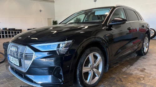 AUDI e-tron 50 50 Advanced