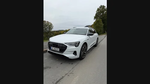 AUDI e-tron 50 50 Advanced Sport