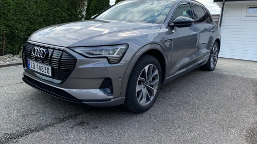 AUDI E TRON 55 55 Advanced Sport, Sort Optikk - Mye utstyr