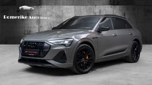 AUDI E TRON 55 55 2x S-LINE SPORT Black Edition // SortOptikk, 21"++