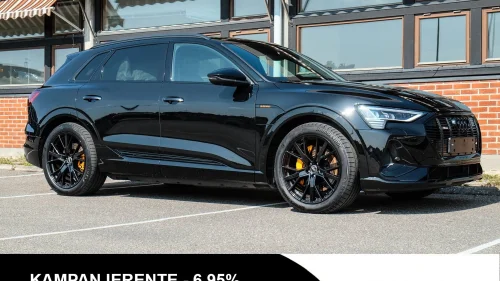 AUDI E TRON 55 55 S-Line Sport Black Edition