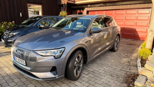 AUDI e-tron 55