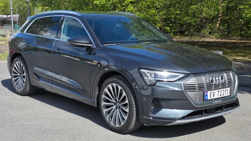 AUDI e-tron 55 Exclusive, S-Line, HUD, 360, Matrix, H.feste, 21''