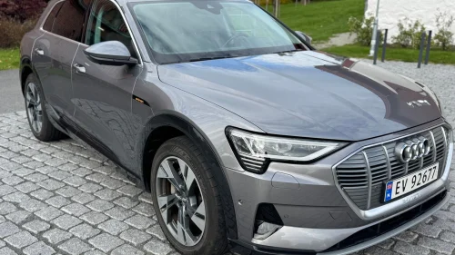 AUDI e-tron 55 Advanced Plus/Matrix/HUD/Velholdt/Hengerfeste