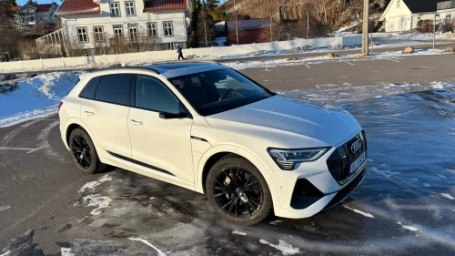 AUDI e-tron 50 50 S line, LOADED, EU, service