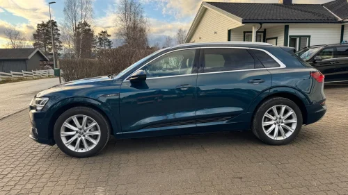 AUDI e-tron 50 50 Advance Sport/360kamera/Adaptiv cruise/krok/lite km