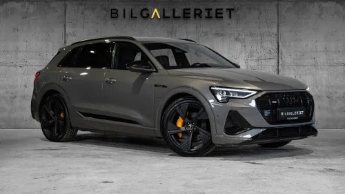 AUDI E TRON 55 55/BLACK EDITION/B&O/NY SERVICE/22"/KROK/360KAM/AMBIENT