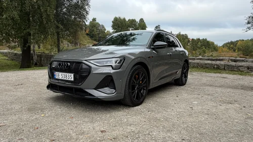 AUDI E TRON 55 55 S line Sport Black Edition