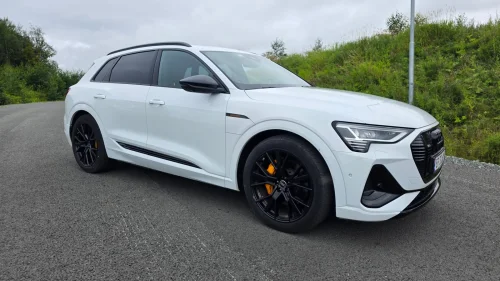 AUDI E TRON 55 55 S line Sport Black Edt. -B&O,.Matrix,Hud,360Kam