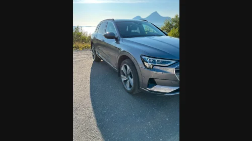 AUDI e-tron 55