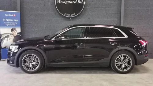 AUDI e-tron 55*SKINN*LED*PDC*HENGERFESTE*LAV KM*