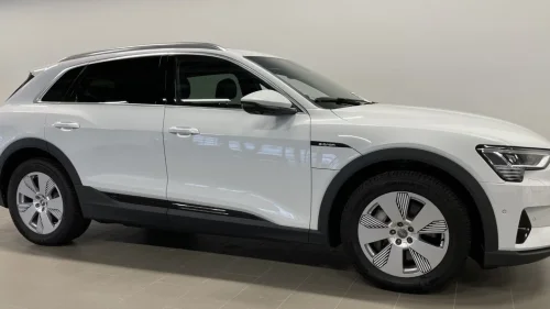 AUDI e-tron 55
