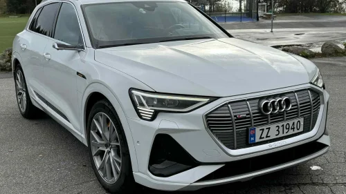 AUDI e-tron 50 50 Advanced business