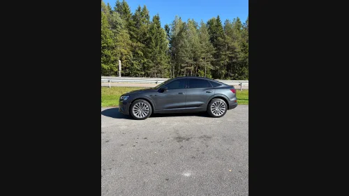 AUDI e-tron Sportback 50 SPORTBACK - STRØKEN & SPESIELL