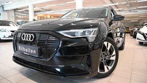 AUDI e-tron 50 50 Quattro Advanced Black Pack m/Skinn/Kamera/Krok++
