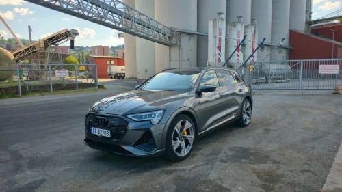 AUDI E TRON 55 55 S line Sport