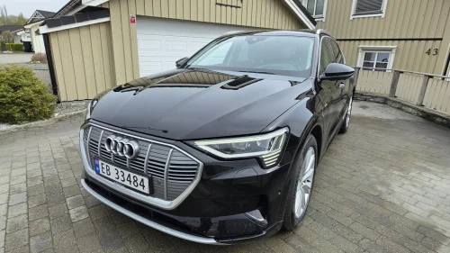 AUDI e-tron 55 Advanced Fast Track 2019 modell