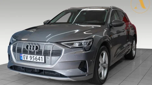 AUDI e-tron 55 QUATTRO/MATRIXLYS/HEADUP/KJØREASSISTENT/360/NORSK