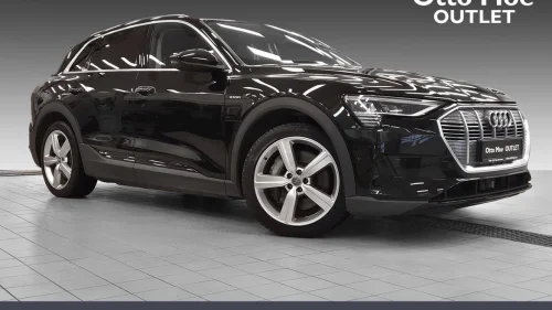 AUDI e-tron 55 | KROK | 360° KAMERA | ACC | NAVI | P.VARMER
