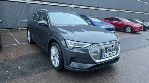 AUDI e-tron 55 Advanced Business Quattro/Matrix/360°/Alcantara