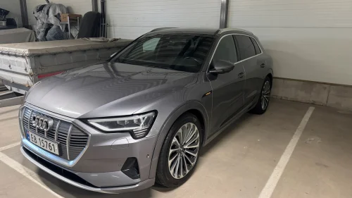 AUDI e-tron 55