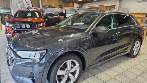 AUDI e-tron 50 50 Advanced Sport H.Feste - Nye Dekk