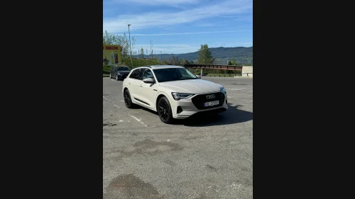 AUDI e-tron 55 55 Advanced Sport