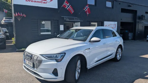 AUDI e-tron 55 55*Quattro*2021*426 HK*Luftfjæring*Hengerfeste 1800