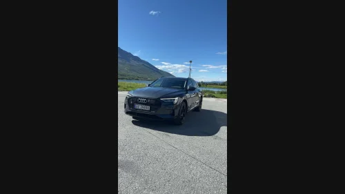 AUDI e-tron 50 50 Advanced Business