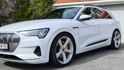 AUDI e-tron Etron 55 Limited Edition HUD/B&O/Matrix/Skinn/22"/Pano