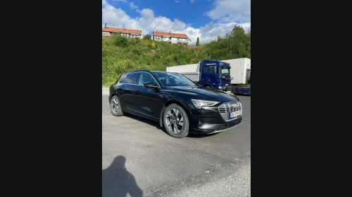 AUDI e-tron 55