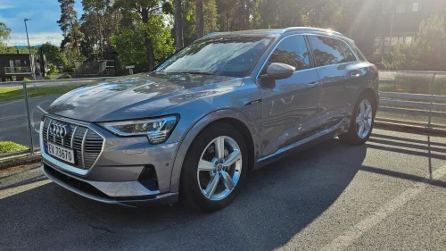 AUDI e-tron 55 Advanced Plus
