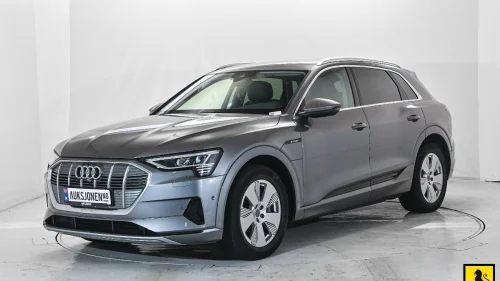 AUDI e-tron 50 ADVANCED SPORT HENGERFESTE 360-KAMERA SPORTSSETER LUFTF