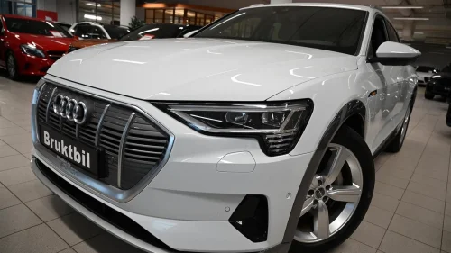 AUDI e-tron 50 50 Quattro Advanced Business m/ACC/Skinn/Pano/Kamera/Kr