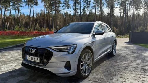 AUDI e-tron 50 50 Advanced Sport quattro