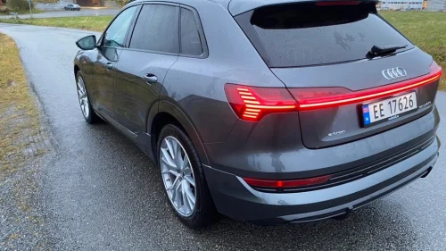 AUDI e-tron 55 55 S line Sport