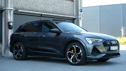 AUDI E TRON 55 55 S-Line Sport Black Edition/Matrix/Pano/Skinn/H-feste