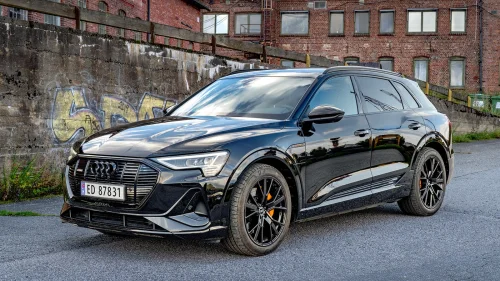 AUDI E TRON 55 e-tron 55 Black Edition 2xS-Line/Matrix/360/ACC/Luft/HF