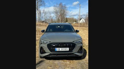 AUDI E TRON 55 55 S line Sport Black Edition
