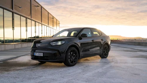 FORD Capri Extended Range AWD Premium/Skinn/Krok/V.pumpe ++